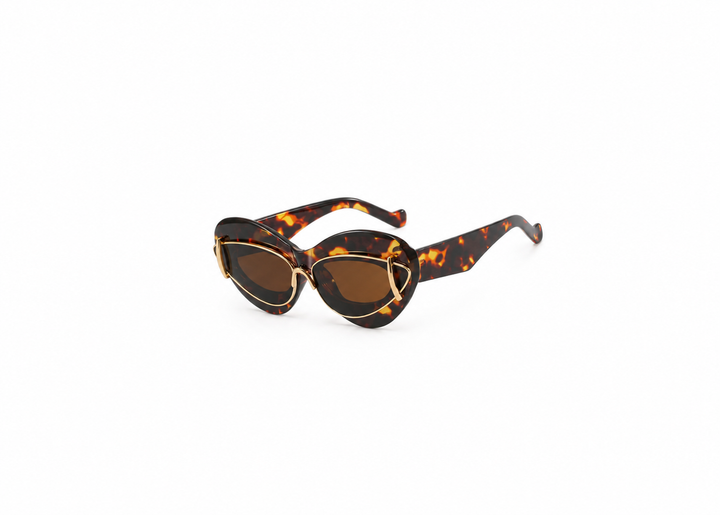 Oversized cat-eye sunglasses with distinctive accents - Serwi