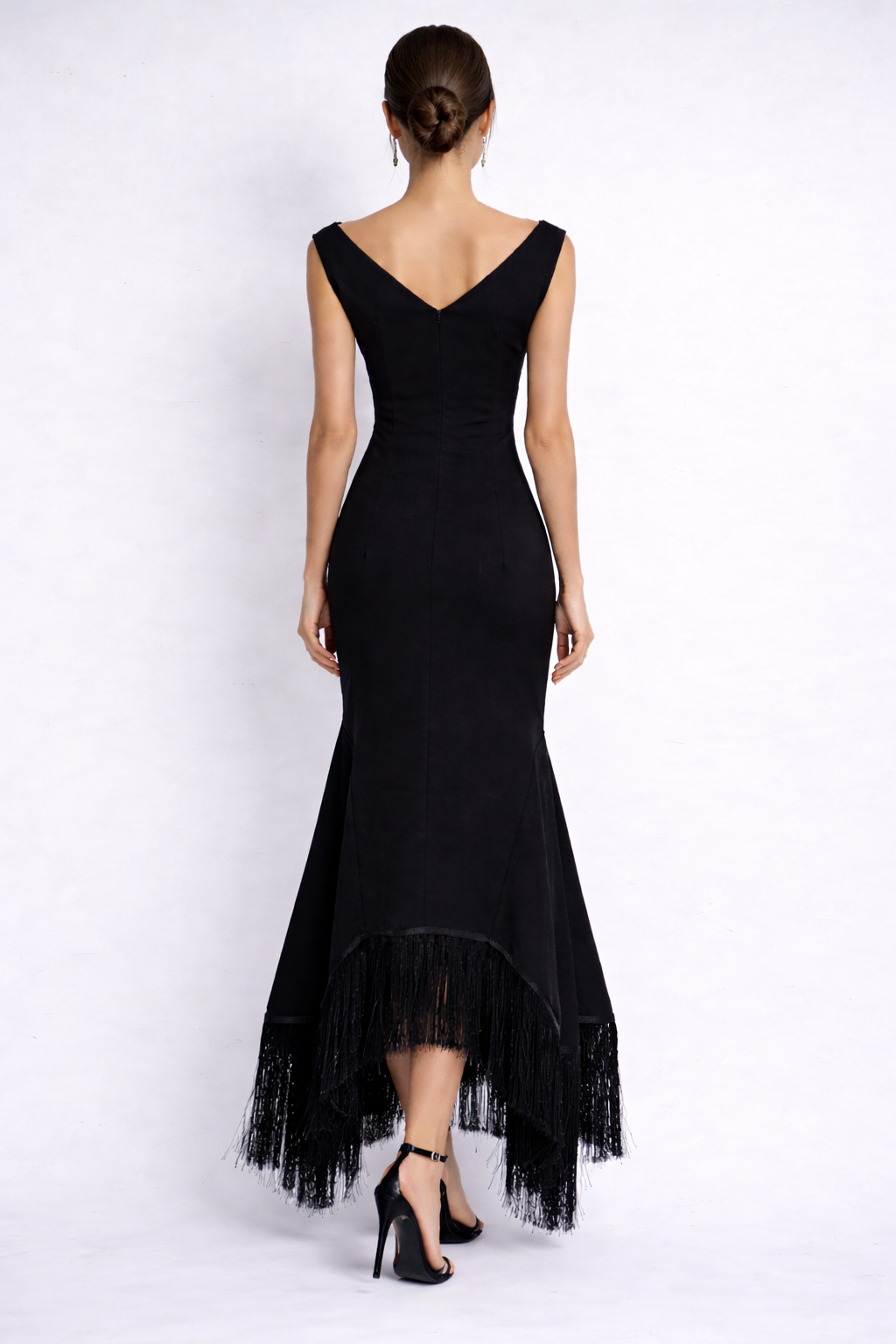 sleeveless mermaid dress with asymmetrical fringe hem – NOIRS