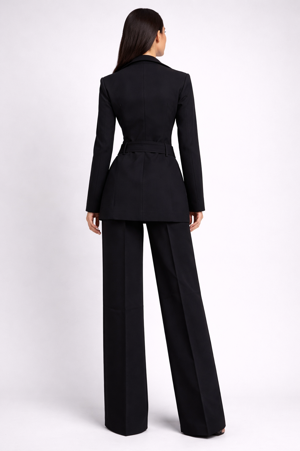 structured blazer set with wide-leg pants and metallic brooch – EDGE