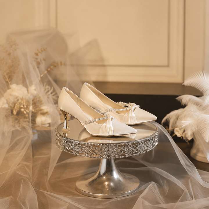 Ivory Pearl Bow Pointed Heels – LUNÉLIA