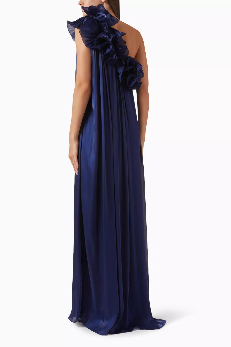 One-shoulder pleated gown with oversized floral detail – ODD- NAVIL