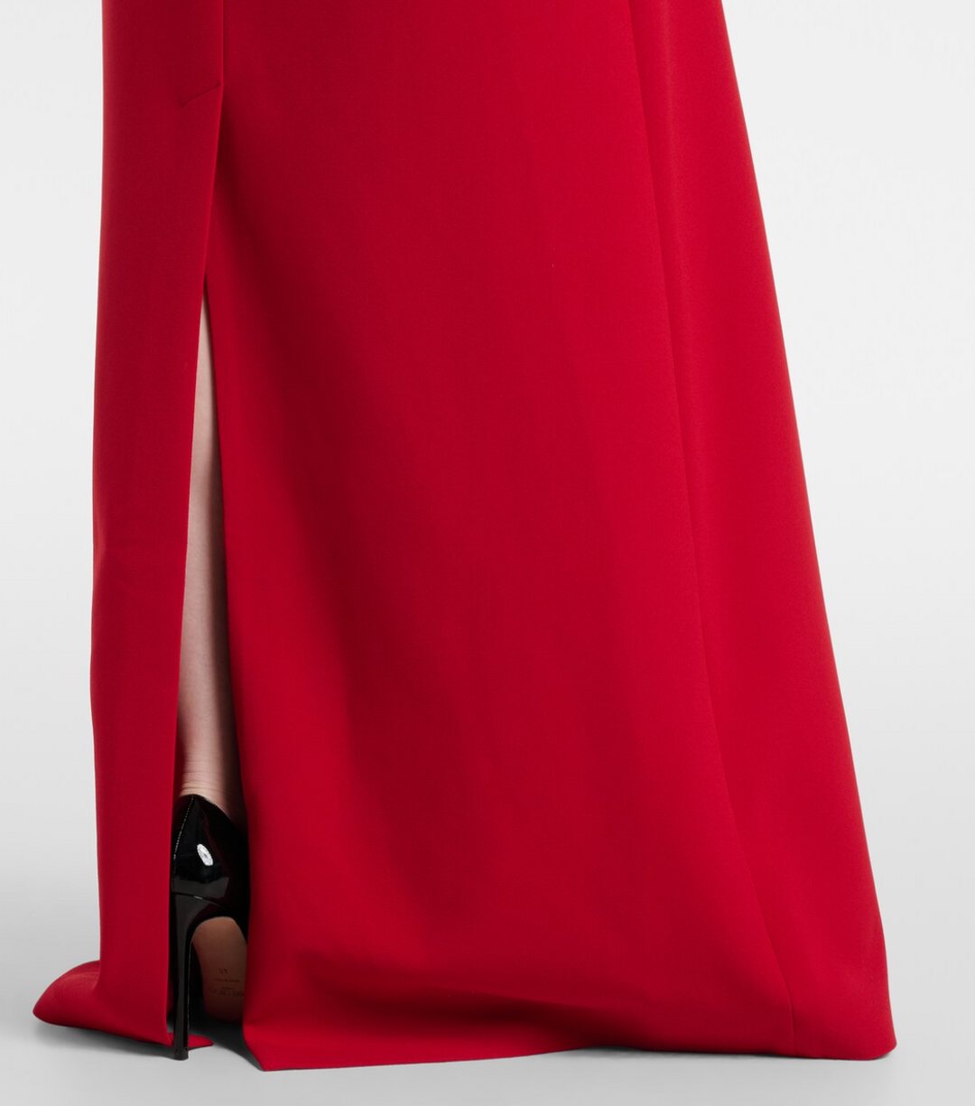 boat-neck column gown with rolled sleeves – ROSARIA