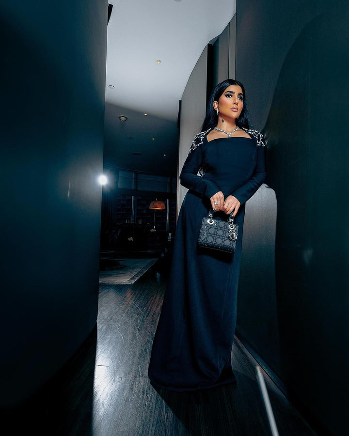 Black column dress with beaded shoulders and long sleeves ODD-Telqo