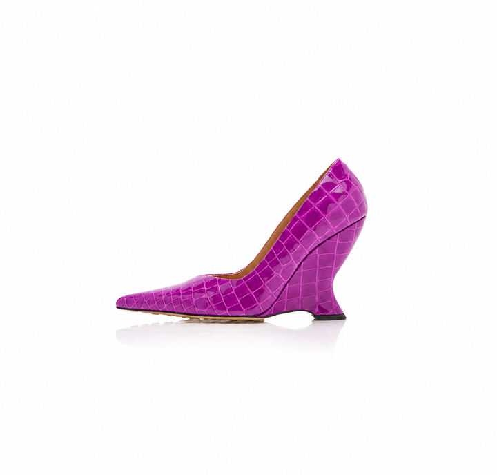 Croc-Embossed Sculpted Wedge Heels – VIOLETTE