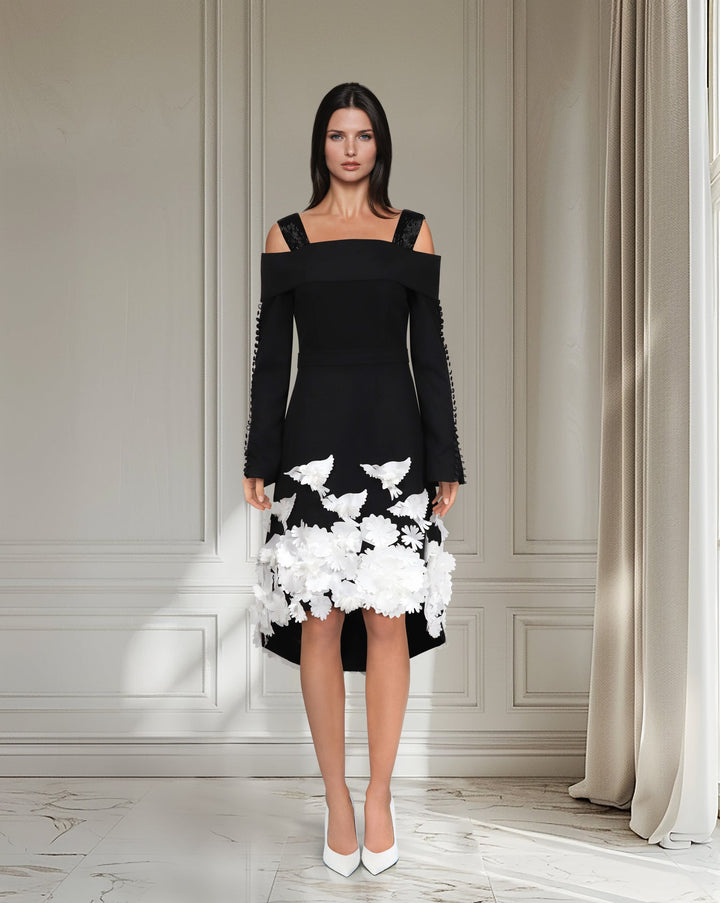 Little black dress with 3D flowered bottom -ODD- JOLLA