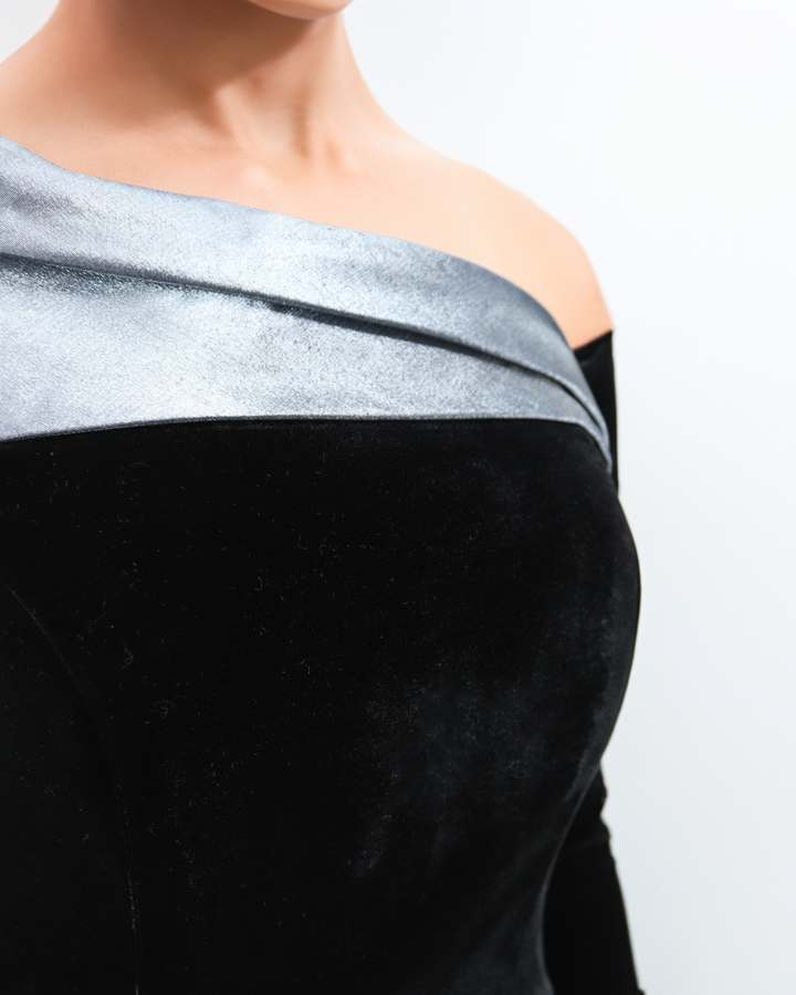 ODD-Black column dress with silver structured collar-Sonah
