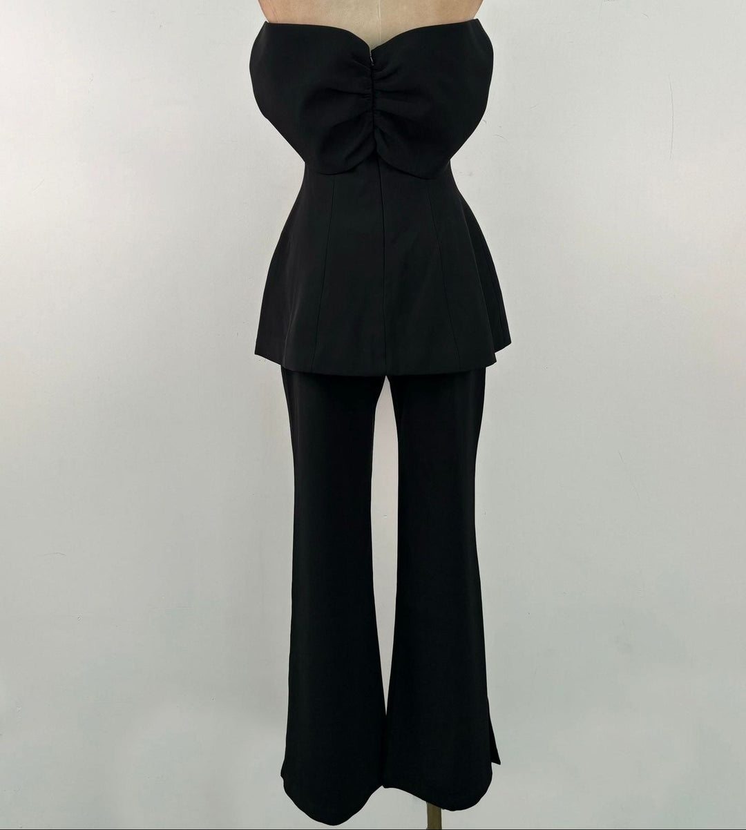 strapless peplum top with bow shoulder detail and flared pants set – NOIR