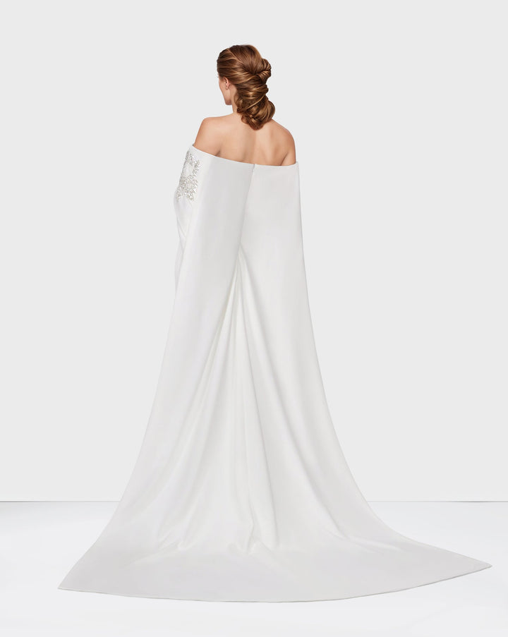 ODD-Strapless Sequined dress with a long train