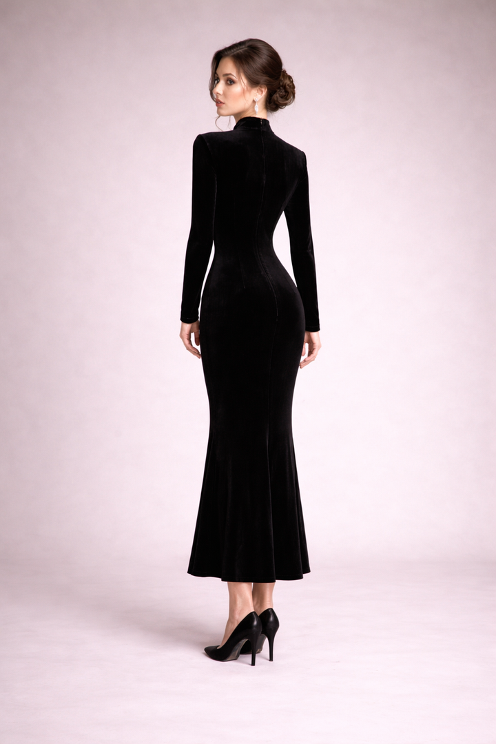 long-sleeve mermaid gown with embellished bodice – ROYALE