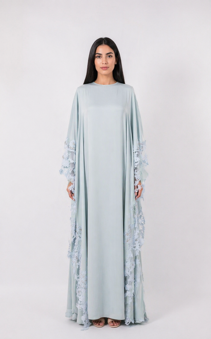 lace-trimmed flowy kaftan dress – AURA