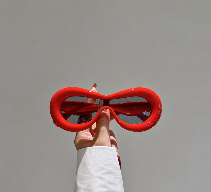 Futuristic Oval Frame Sunglasses with Bold Color Accents - Nildy