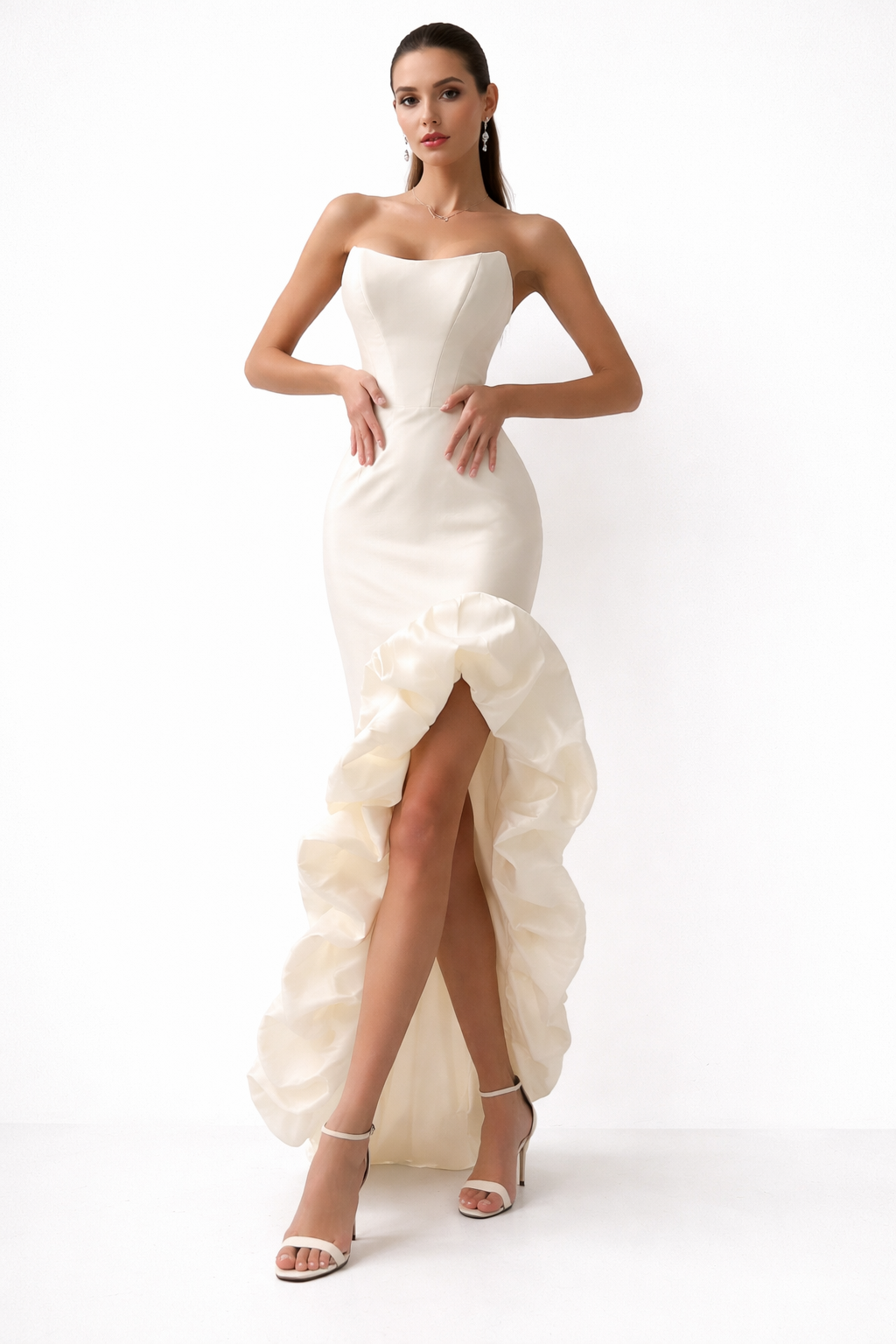 Strapless Satin Maxi Dress with Sculpted Ruffle Slit – EMERALD