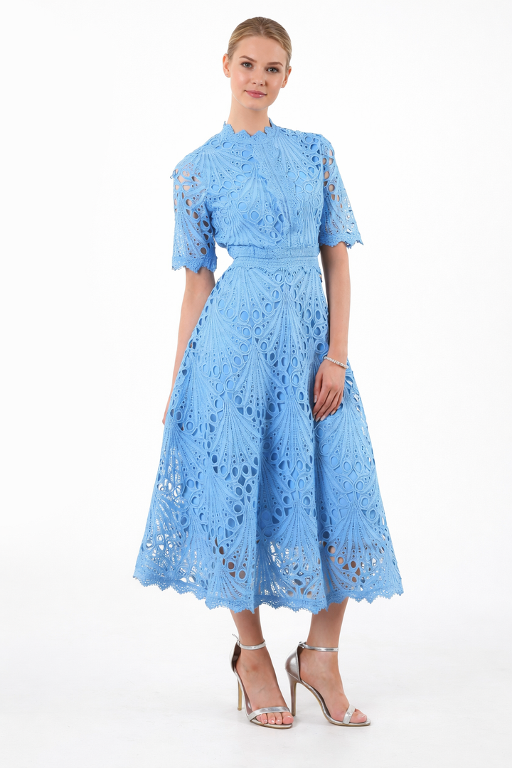 high-neck lace midi dress with short sleeves – EMERALD