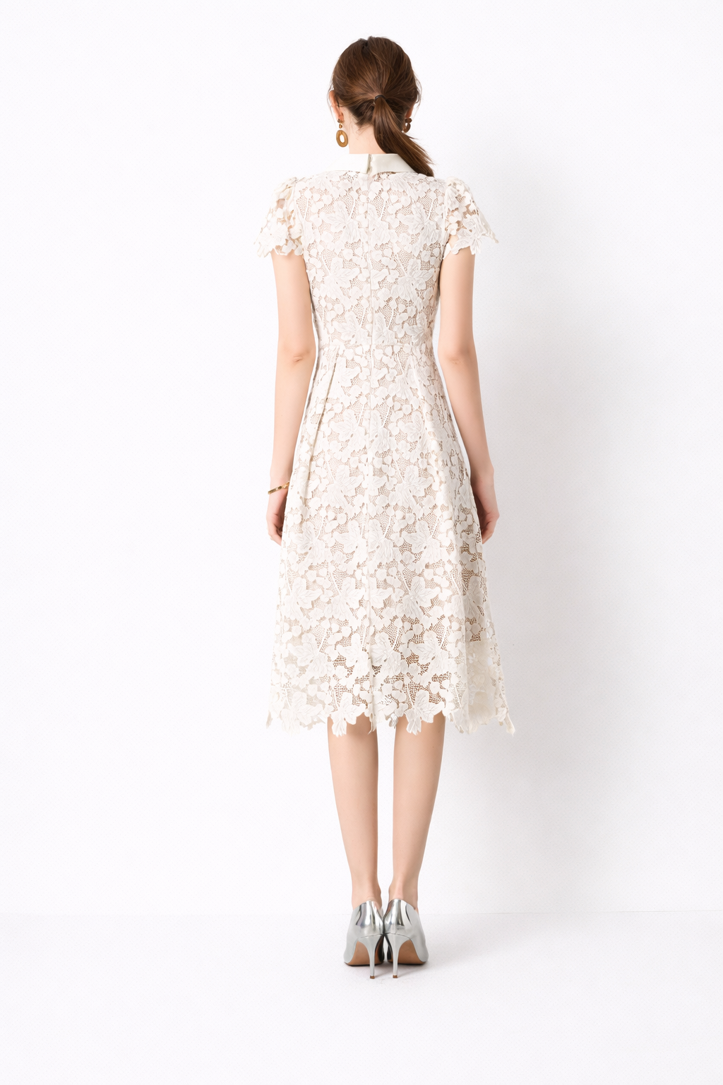 Lace Midi Dress with Pleated Bodice and Short Sleeves – ELISE
