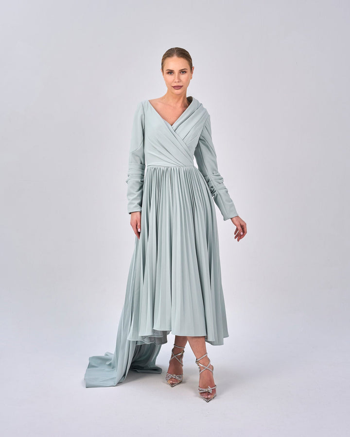 Draped - Pleated dress with asymmetrical neckline - ODD-ELODIE