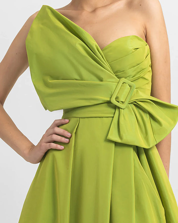 One-shoulder gown with oversized bow – Noven