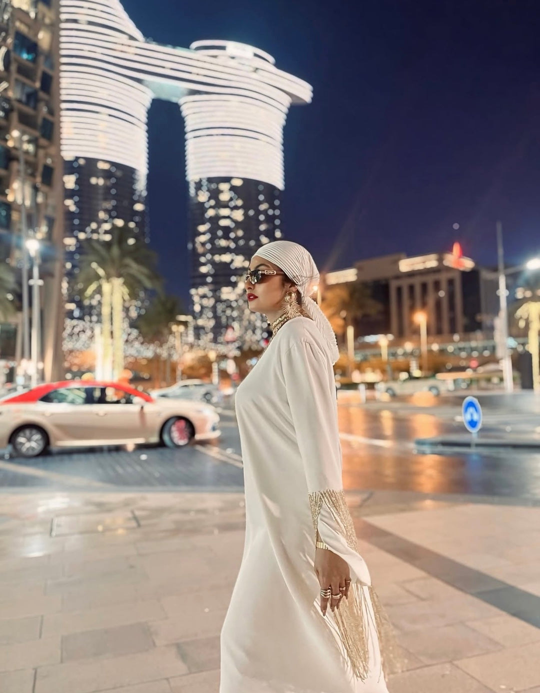 Loose dress with beaded sleeves - ZAYDIN