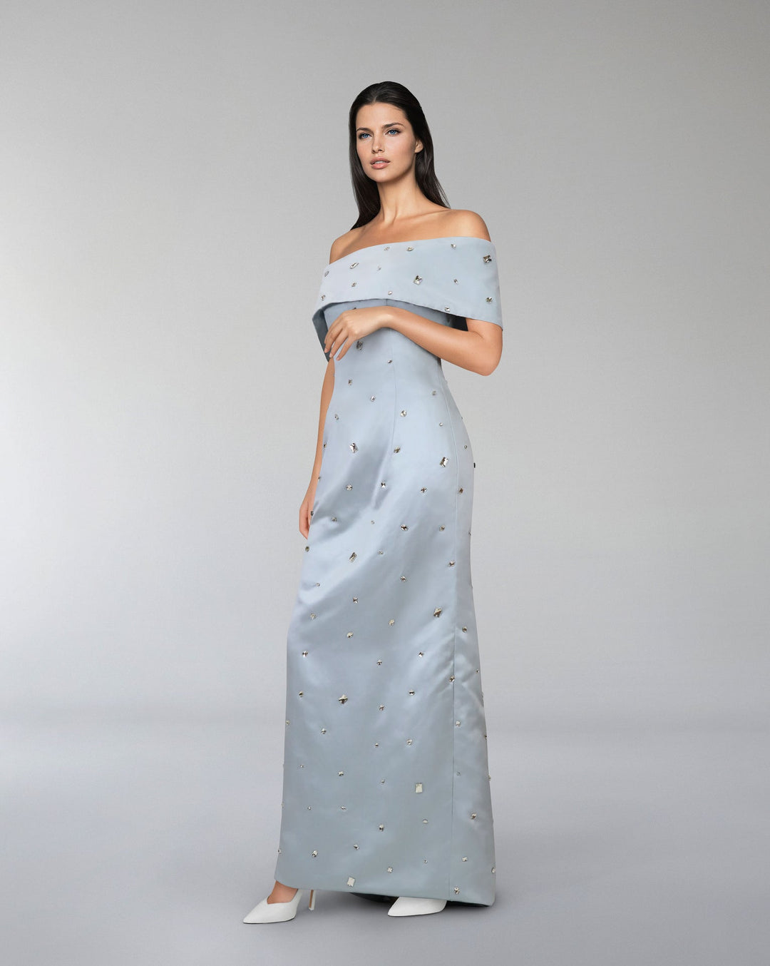 strapless beaded dress with little tail ODD-Luraal