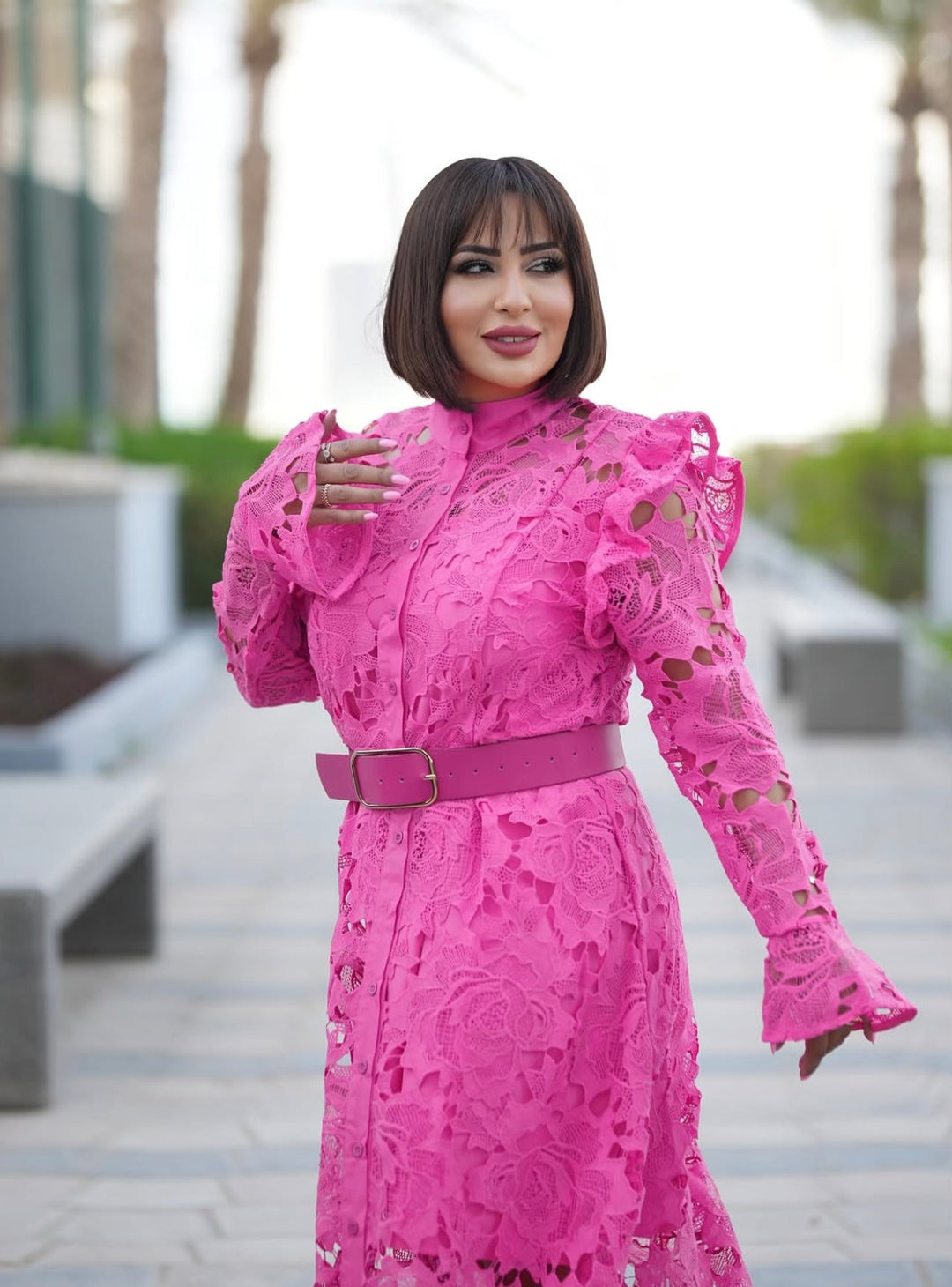 long-sleeve lace midi dress with ruffled shoulders – IVORIE