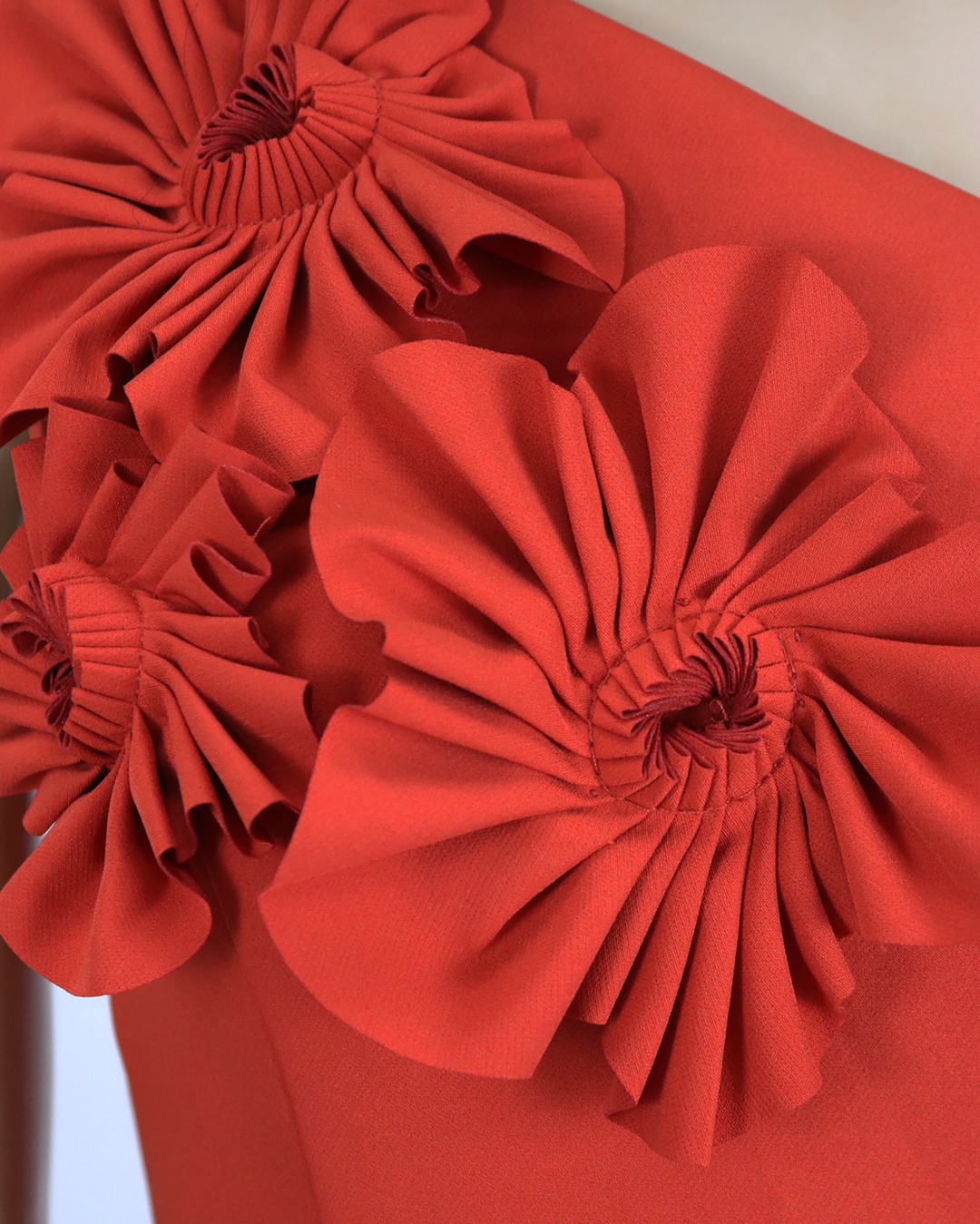 Shoulder off red dress with 3D flowers ODD-LOYAN