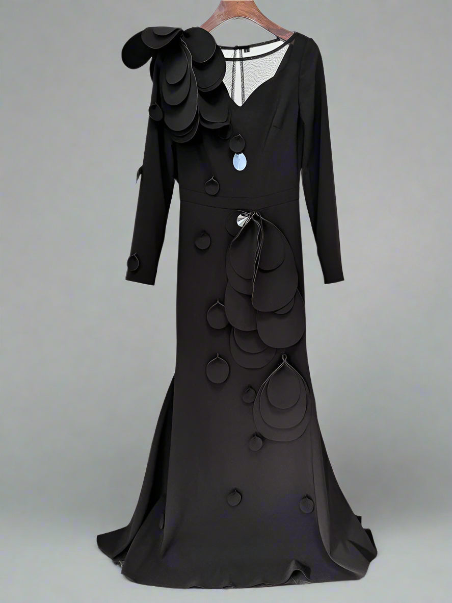 applique detail gown with sculpted shoulder – ODD- Farein