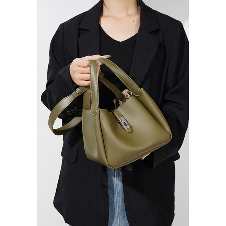 mini structured tote with twist lock – SAGE