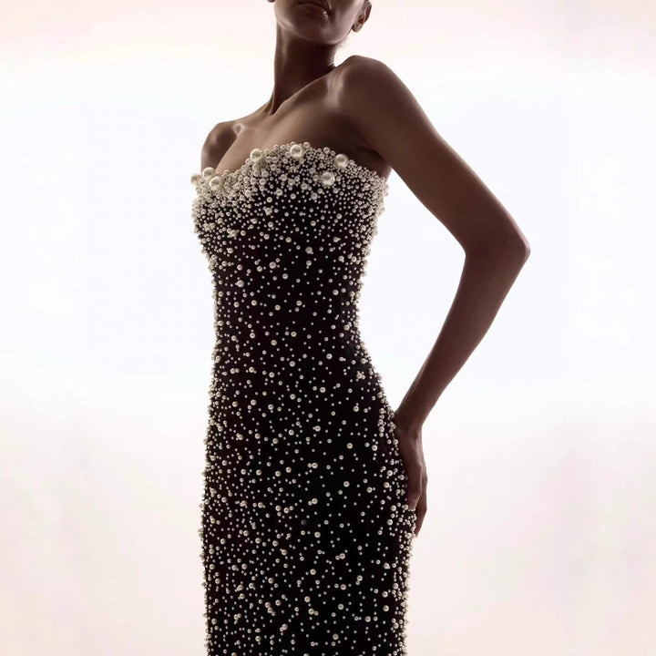 strapless column gown with pearl and crystal embellishments – ODD- AUROQSU