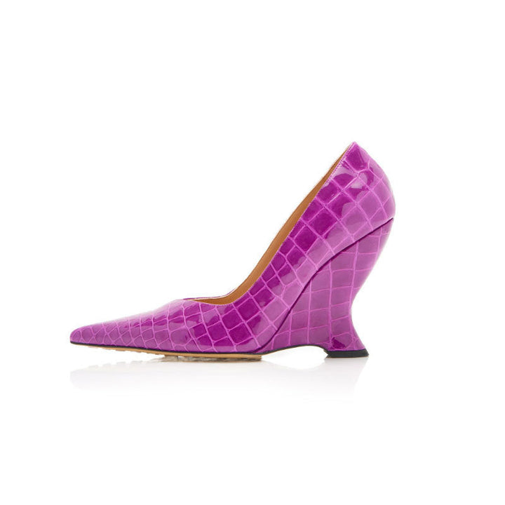 Croc-Embossed Sculpted Wedge Heels – VIOLETTE