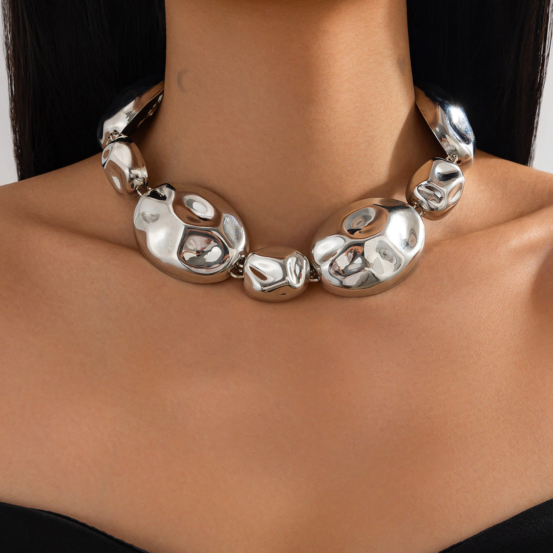 bold sculpted gold statement set with chunky collar – VERA