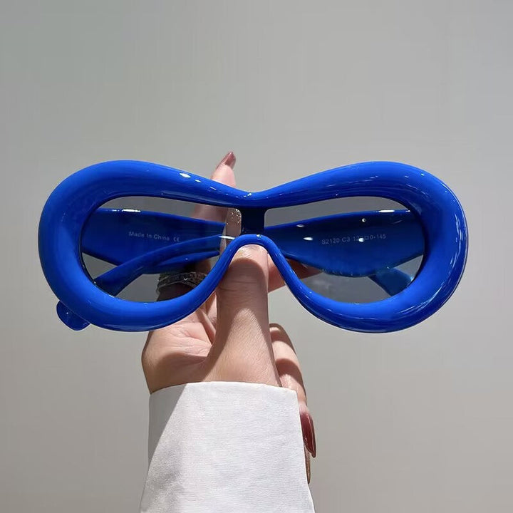 Futuristic Oval Frame Sunglasses with Bold Color Accents - Nildy