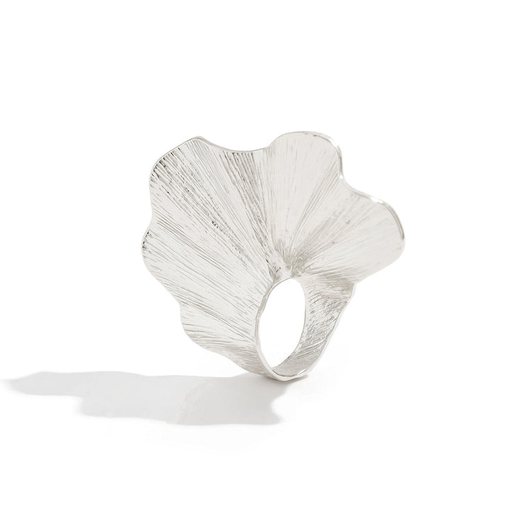 Sculpted Leaf Statement Ring – ASMA
