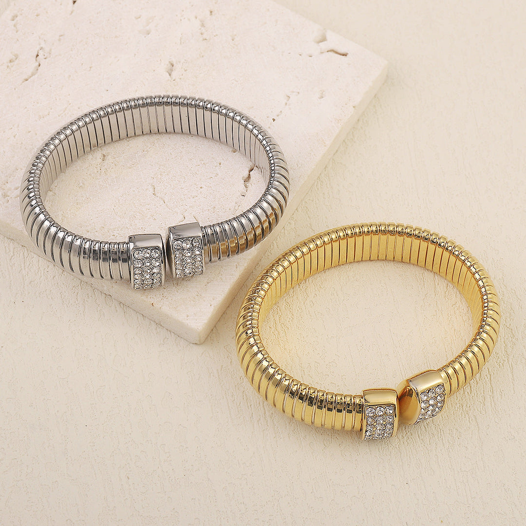 ribbed cuff bracelet with pavé crystal tips – NOVAXI