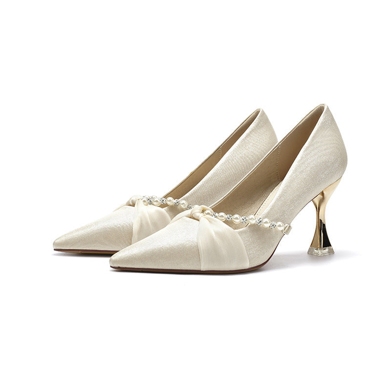 Ivory Pearl Bow Pointed Heels – LUNÉLIA