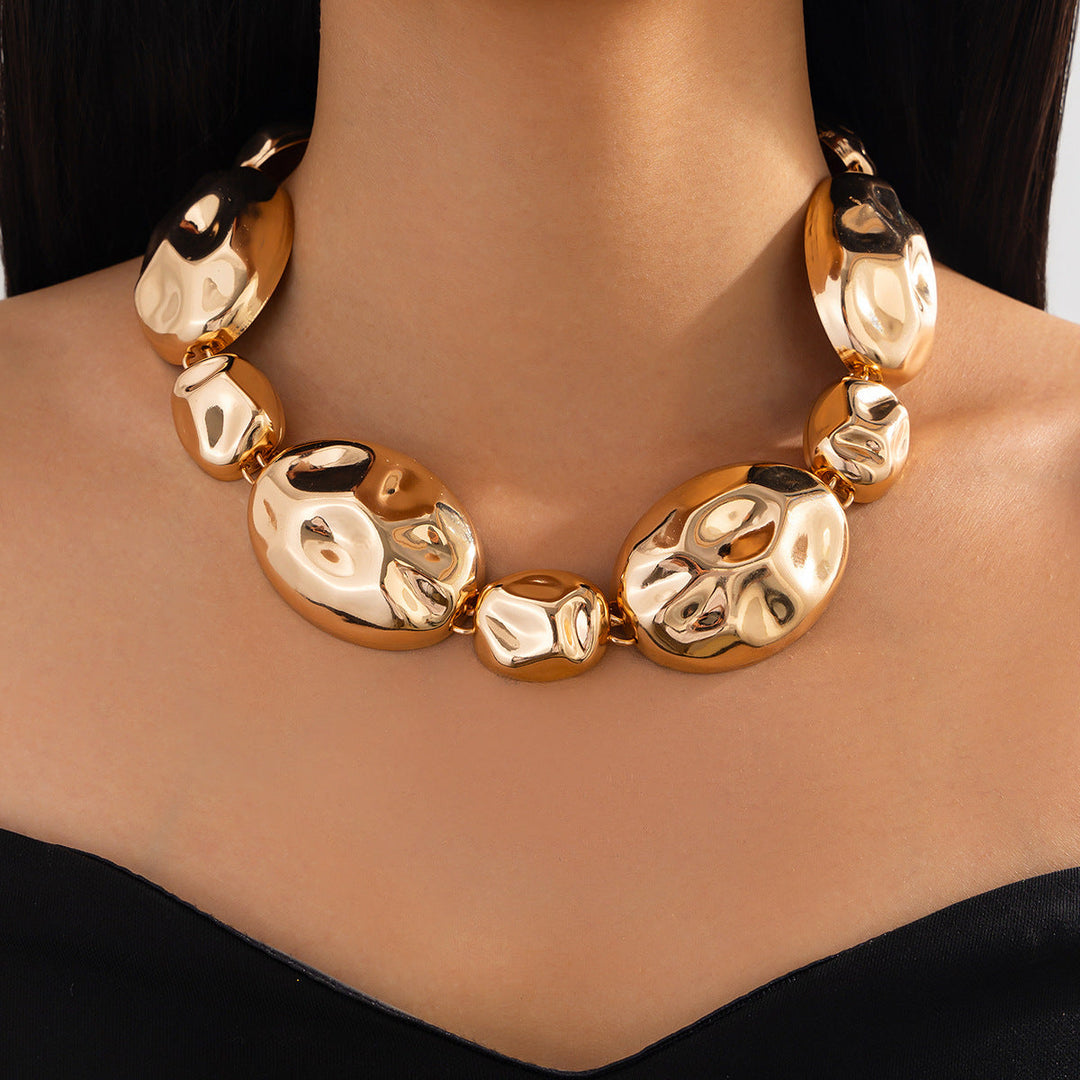 bold sculpted gold statement set with chunky collar – VERA