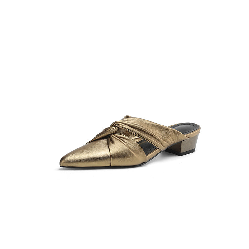 pointed-toe metallic mule with twisted front detail – ASMA