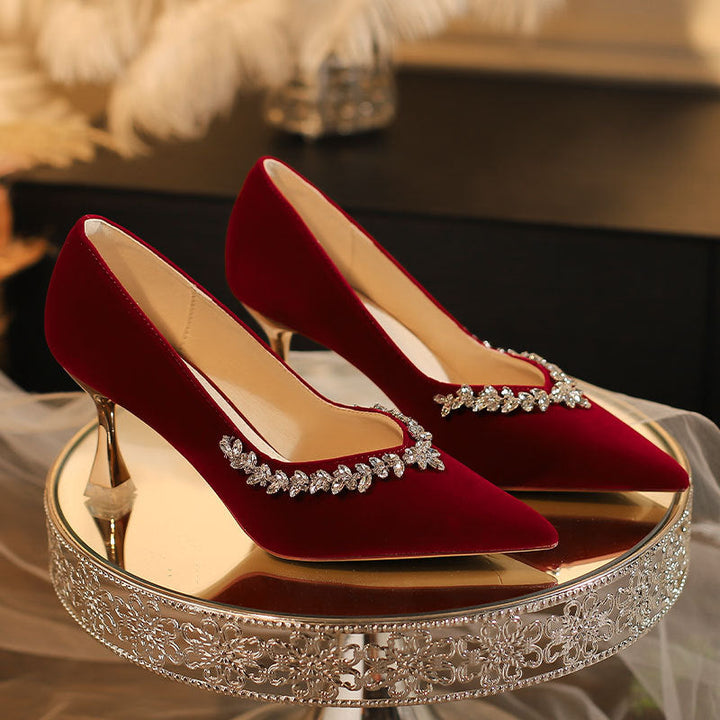 Ruby Red Crystal Embellished Pointed Heels – ÉLAVIEN