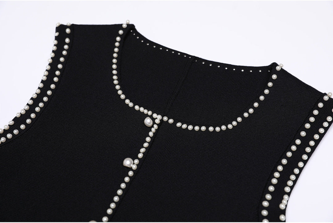 sleeveless pleated knit dress with pearl buttons – CELINEXI