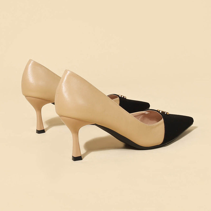 two-tone pointed toe pumps with gold emblem – ELEGANCE