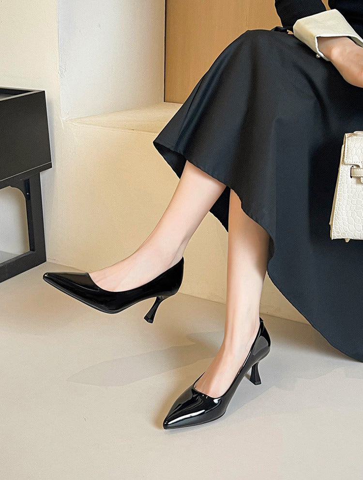 pointed-toe patent leather pumps with mid heel - LINABU