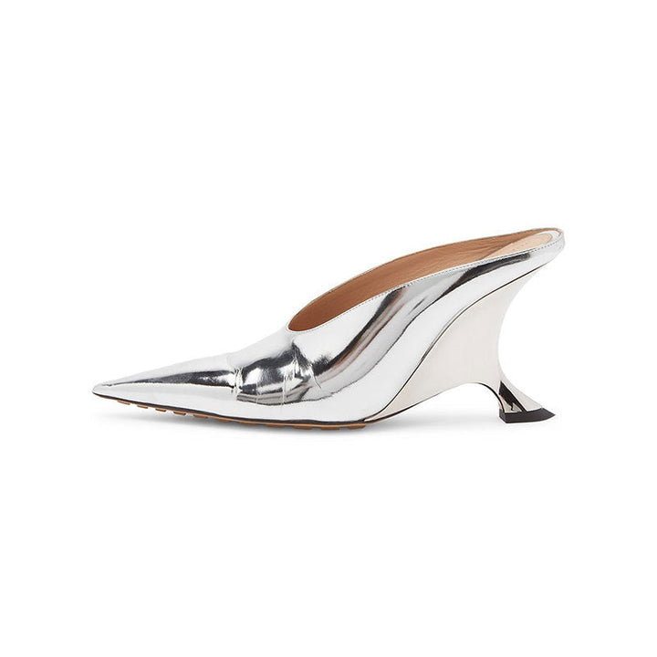 Patent Leather Sculpted Wedge Mule Heels – ORÉA