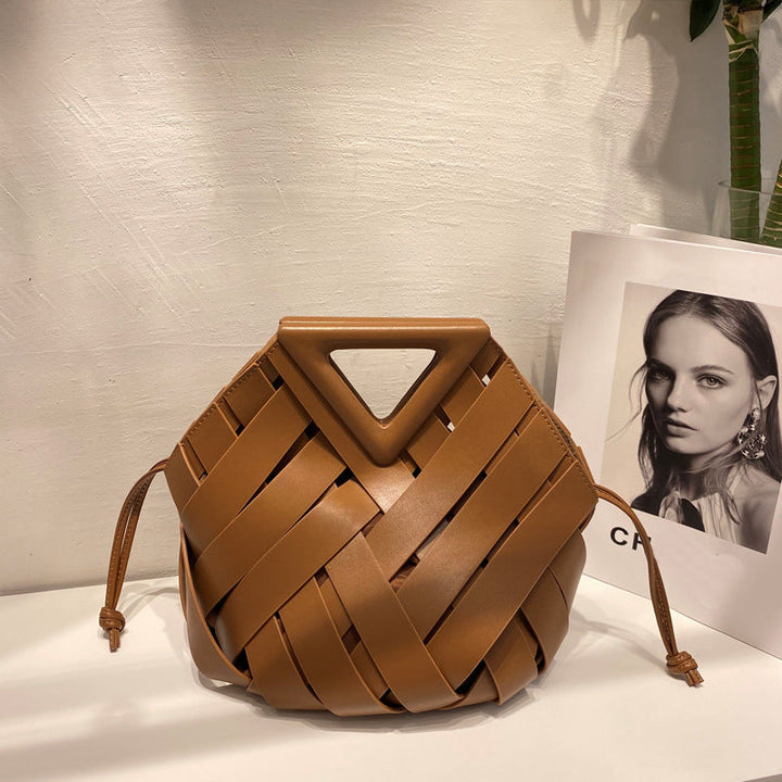 woven leather triangle-handle crossbody bag - Ahrana