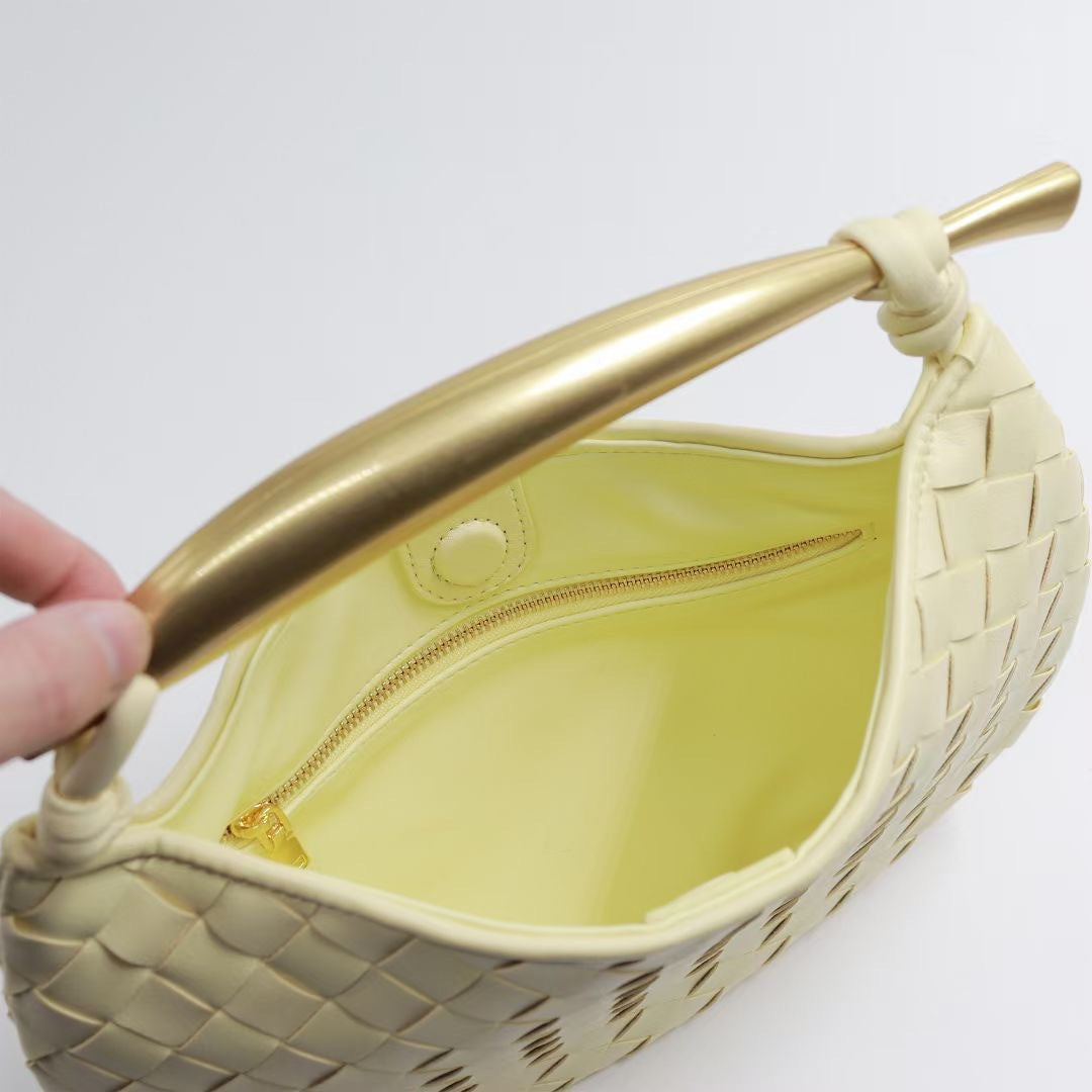 woven crescent shoulder bag with gold sculpted handle - KLLUONEL