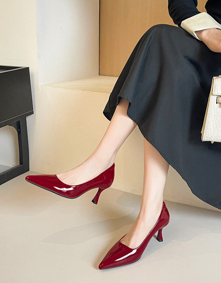 pointed-toe patent leather pumps with mid heel - LINABU