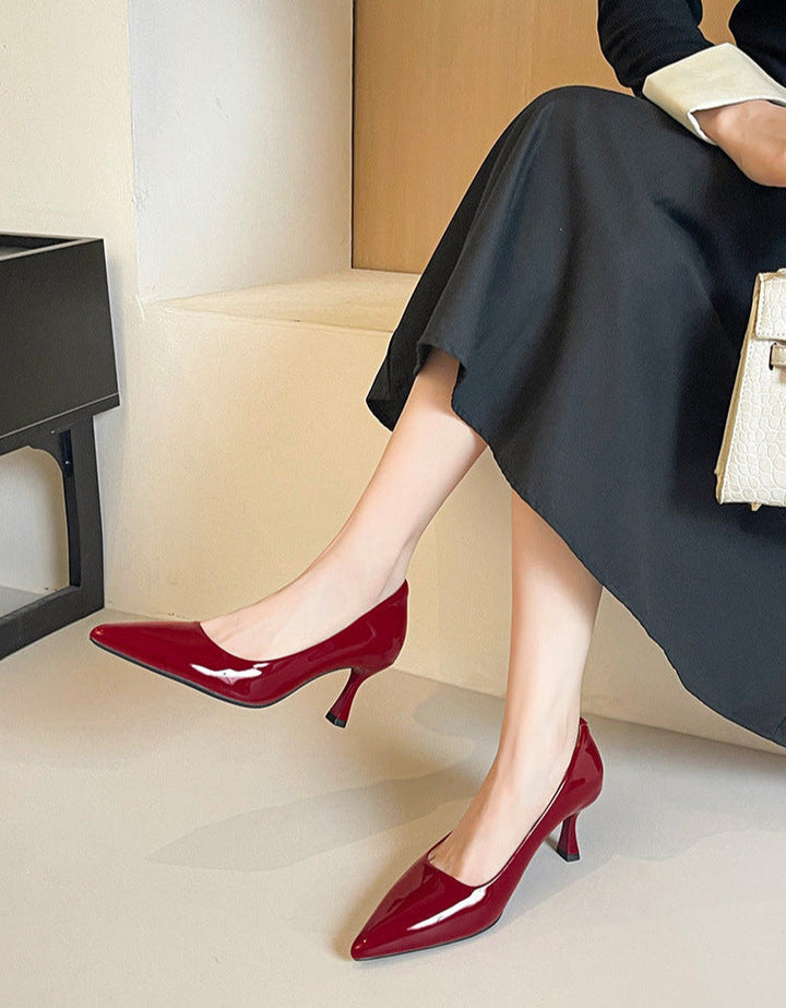pointed-toe patent leather pumps with mid heel - LINABU