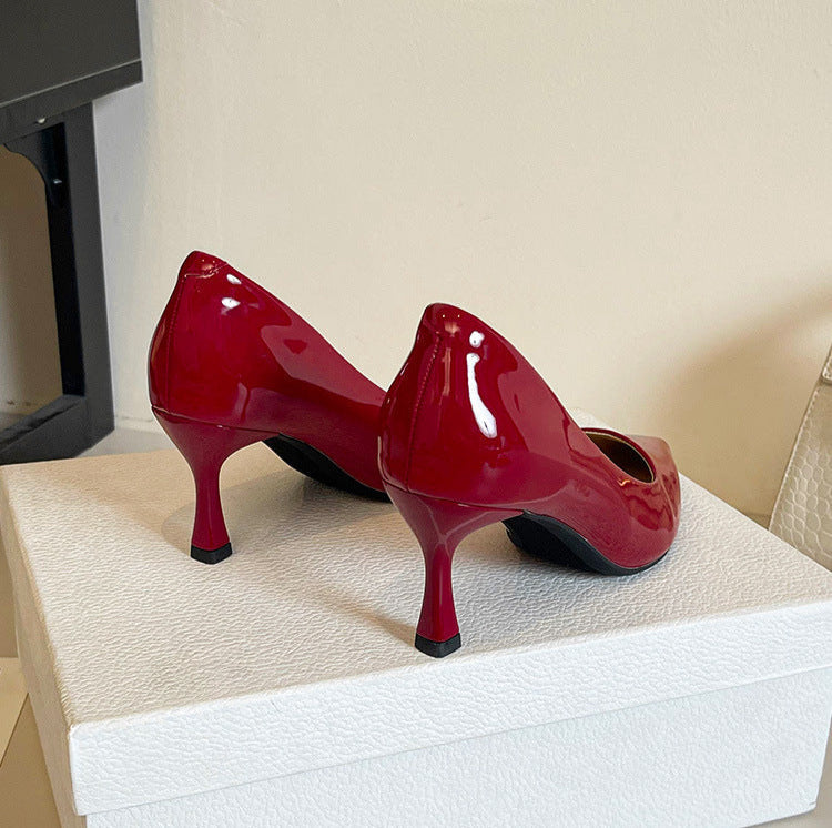 pointed-toe patent leather pumps with mid heel - LINABU