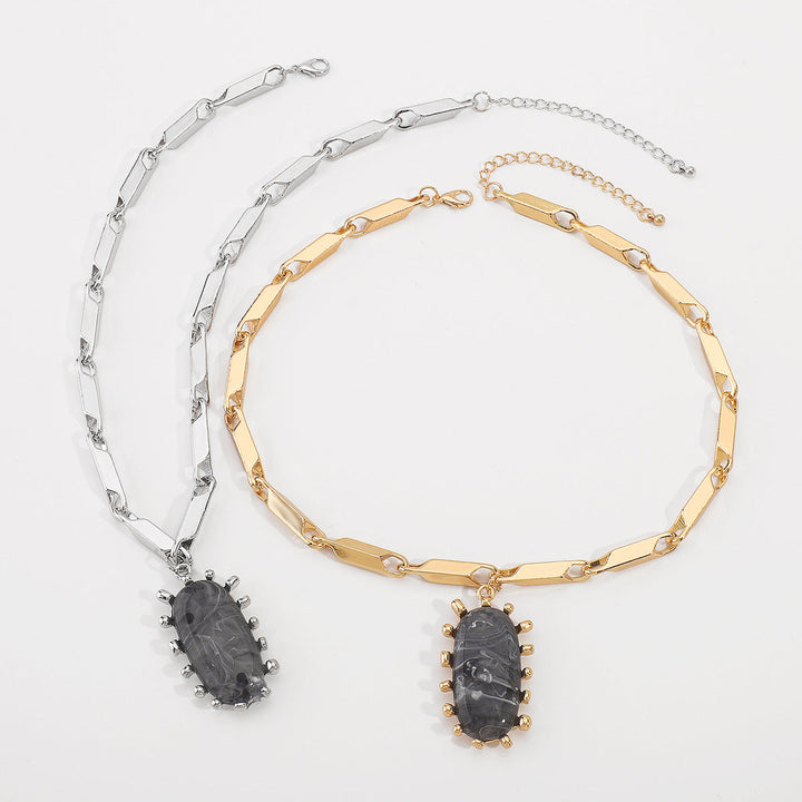 chunky link chain necklace with hammered disc details - REINAW