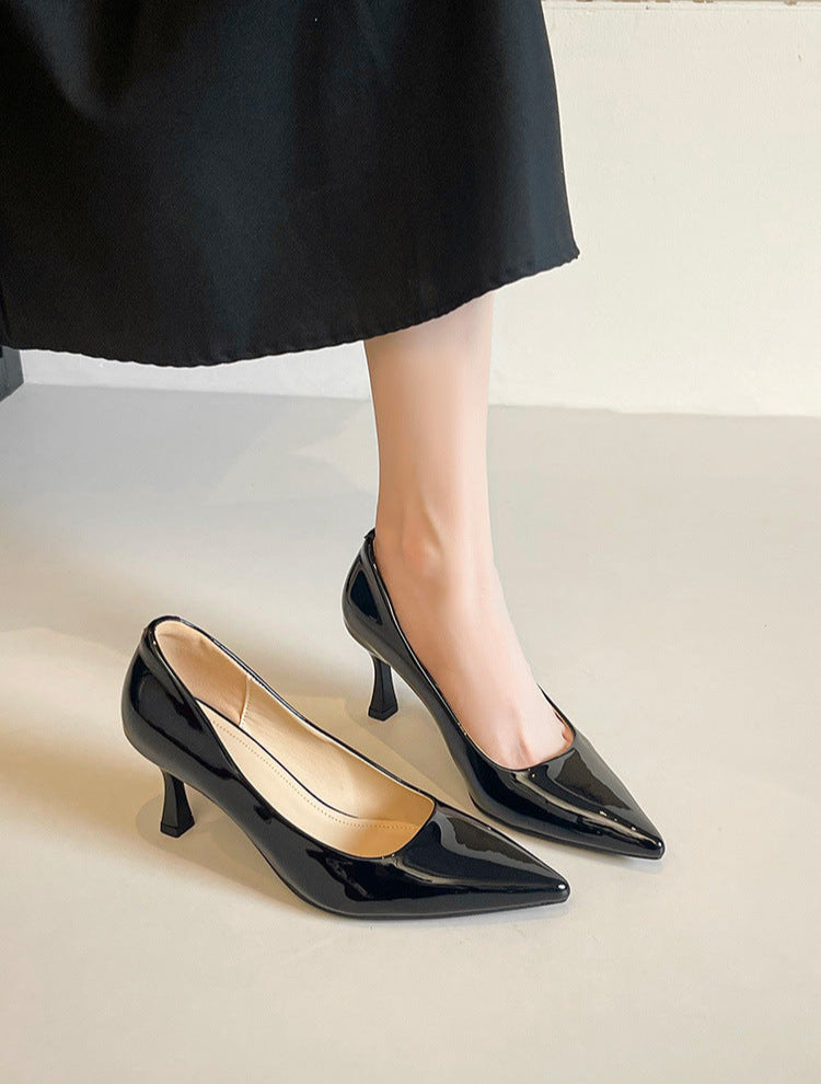 pointed-toe patent leather pumps with mid heel - LINABU