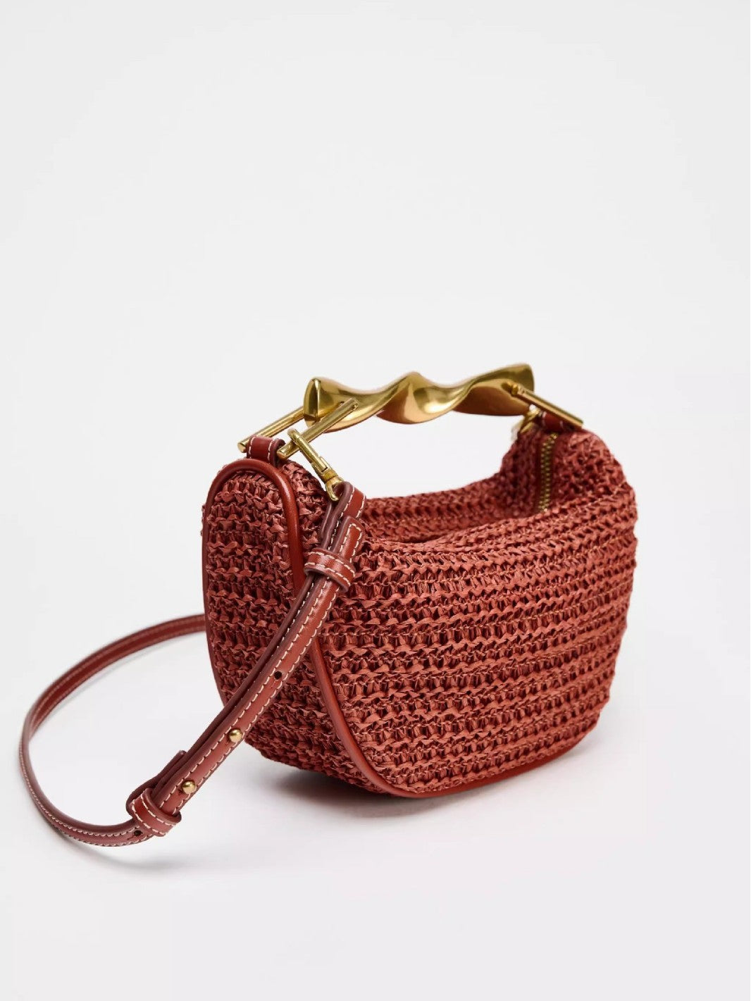 woven crossbody bag with sculpted handle – SIENNA
