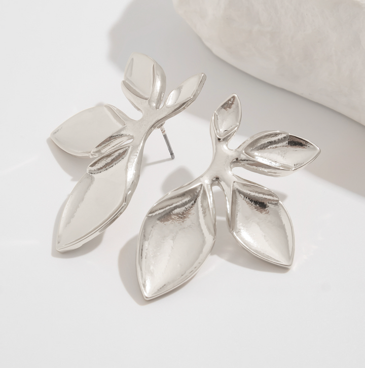 ribbon-shaped drop earrings with bow design – LUXA