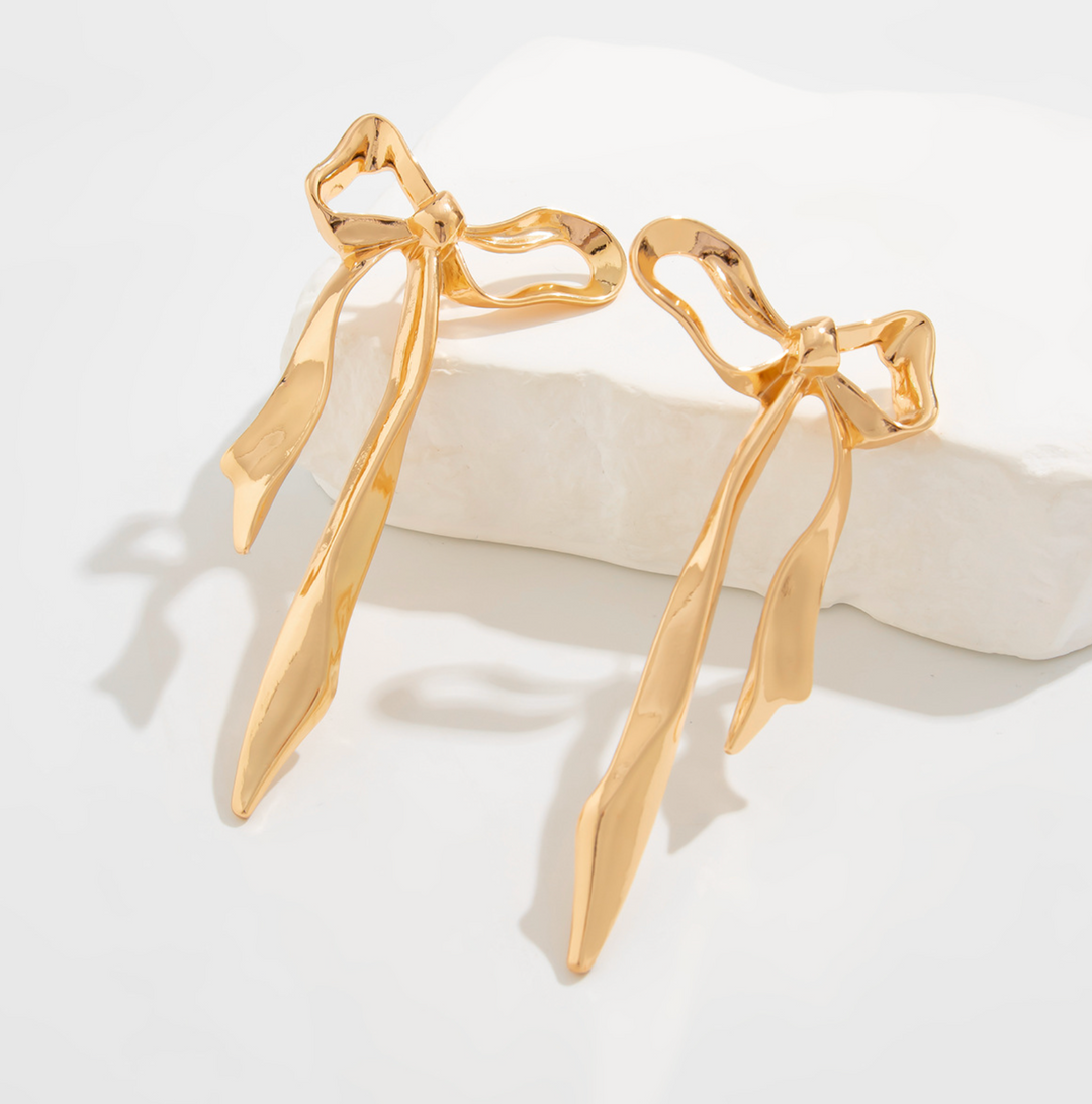 ribbon-shaped drop earrings with bow design – LUXA